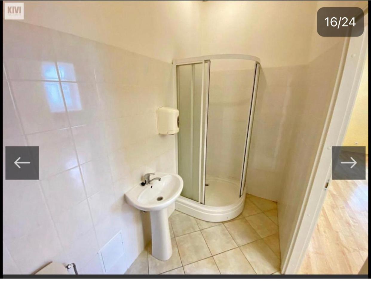 Escobars Backpackers Hostel リガ エクステリア 写真